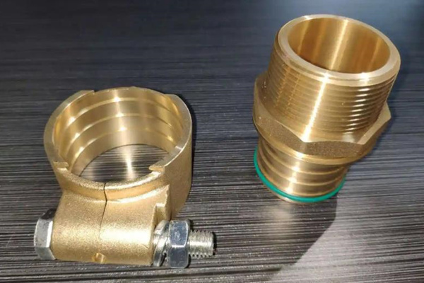 銅制過渡接頭的結(jié)構(gòu)、作用及連接方式 圖1